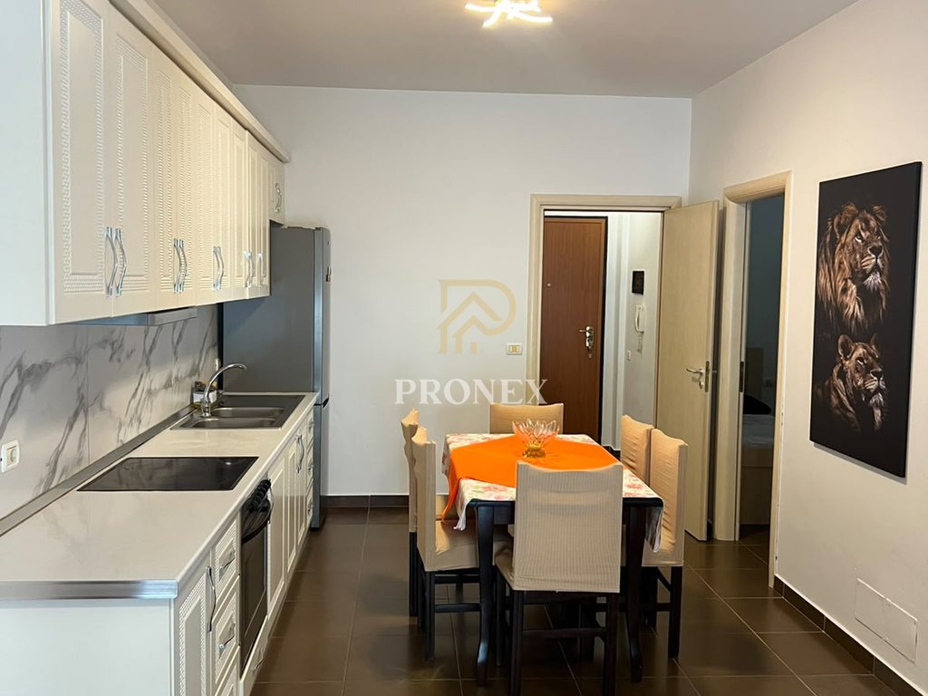 Apartament me qera 2+1 tek Liqeni i Thate