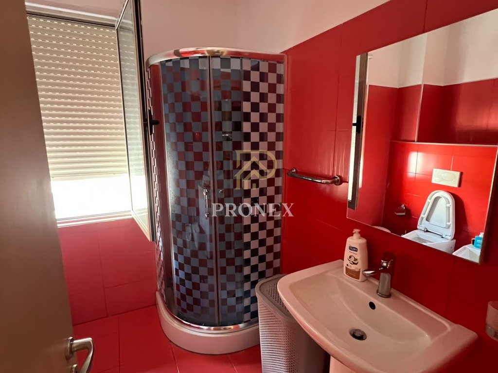Apartament me qera 2+1 tek Liqeni i Thate