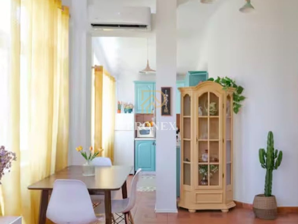 Apartament 2+1 me qira ne Bllok tek Rruga Sami Frasheri