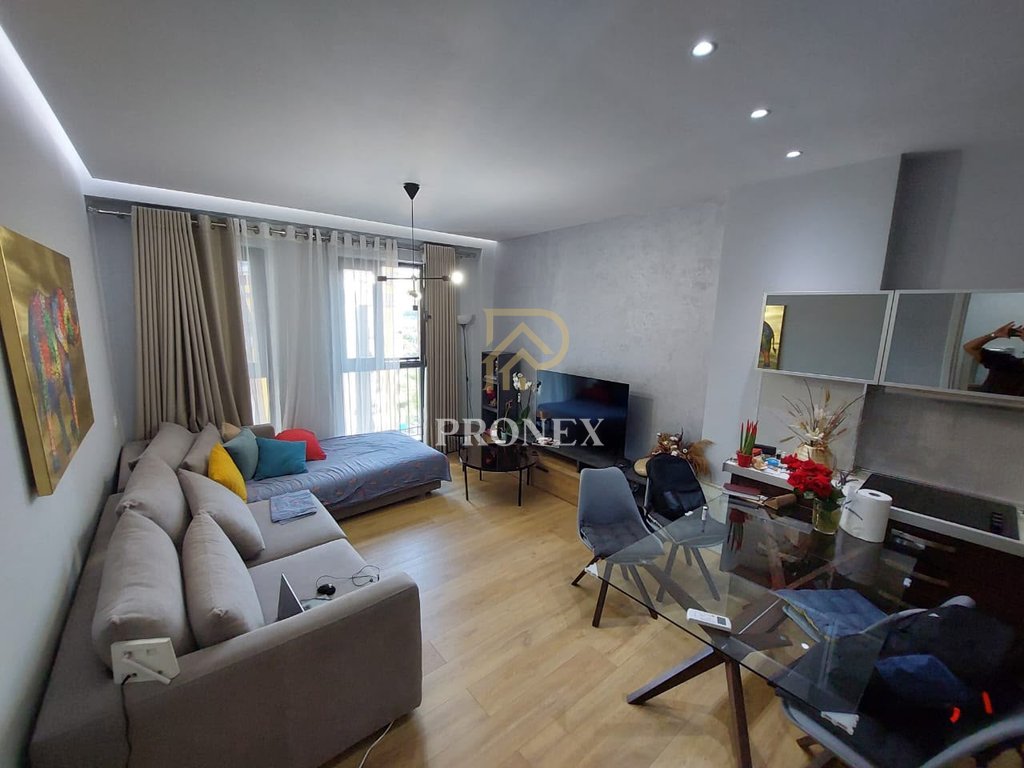 Apartament me qera 1+1 tek Rruga e Kosovareve