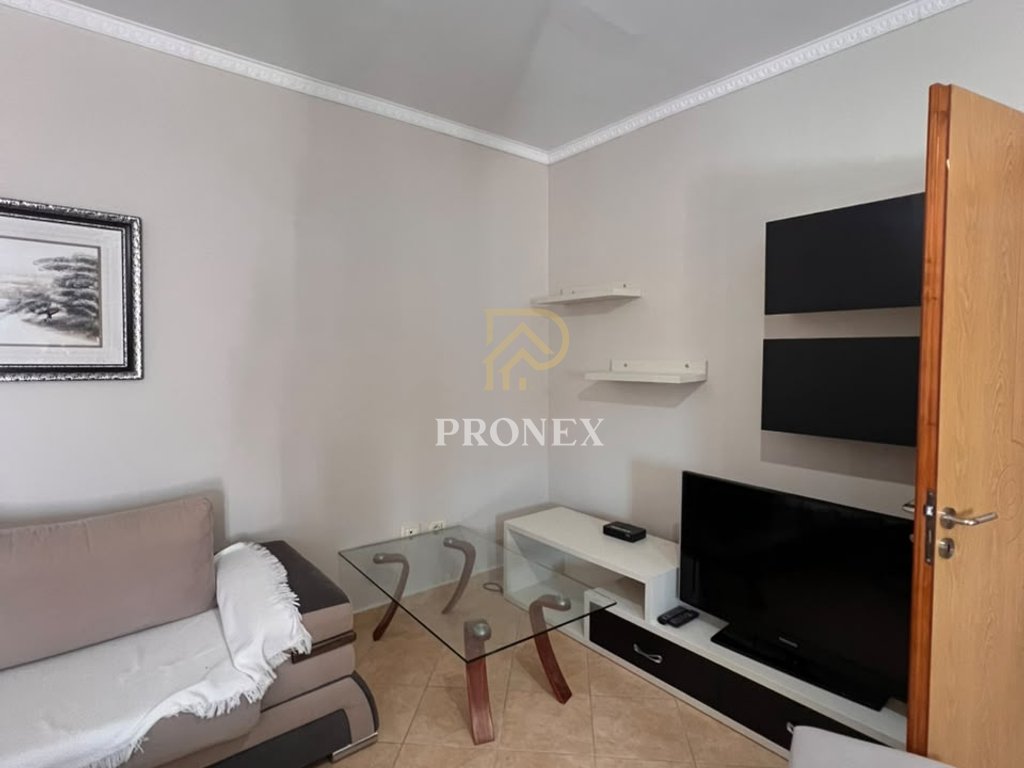 Apartament me qera 2+1 ne Astir