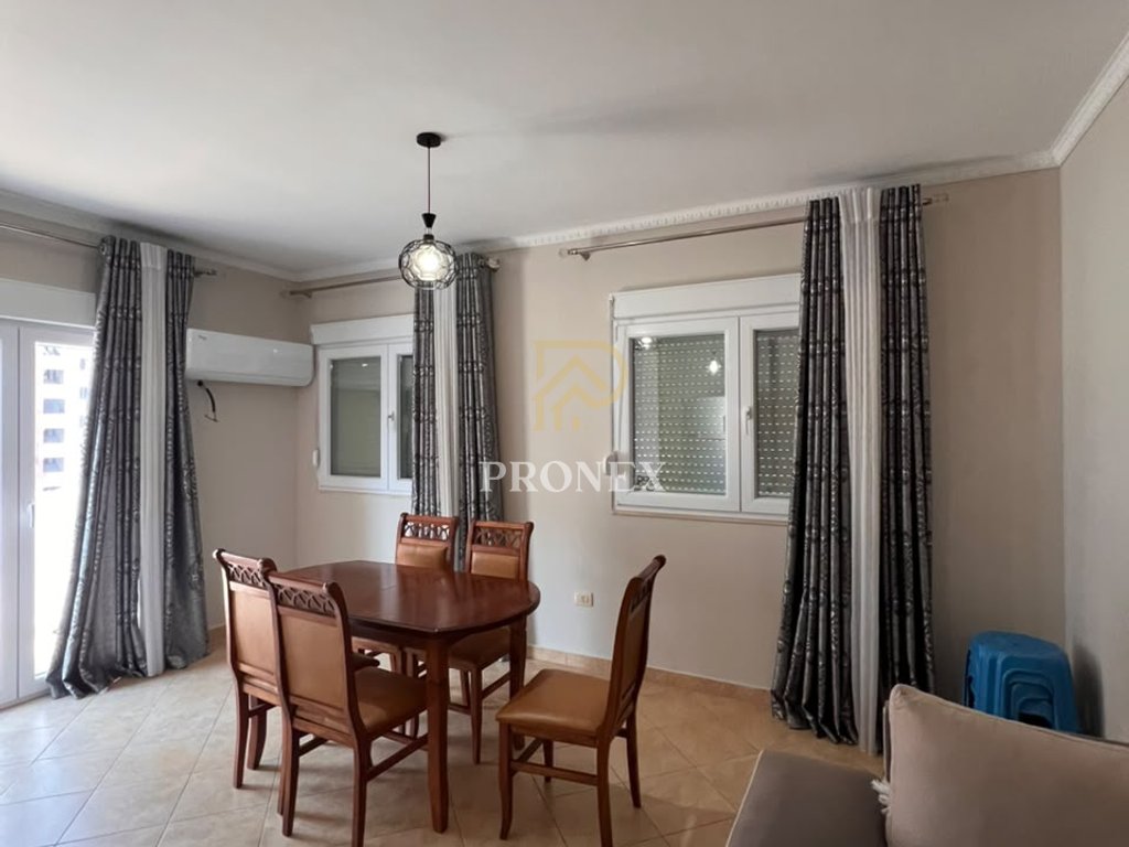 Apartament me qera 2+1 ne Astir