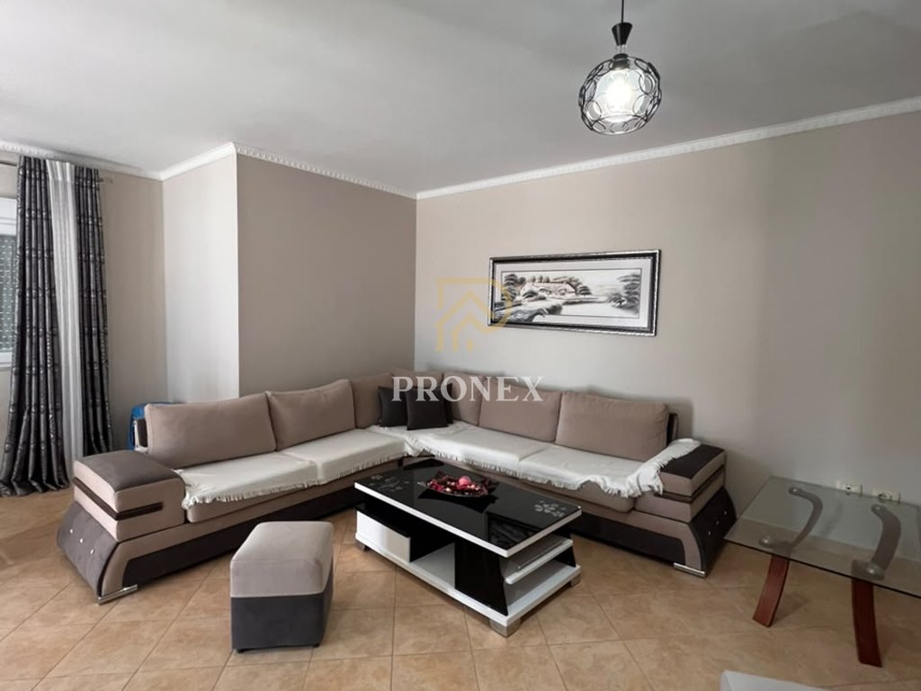 Apartament me qera 2+1 ne Astir
