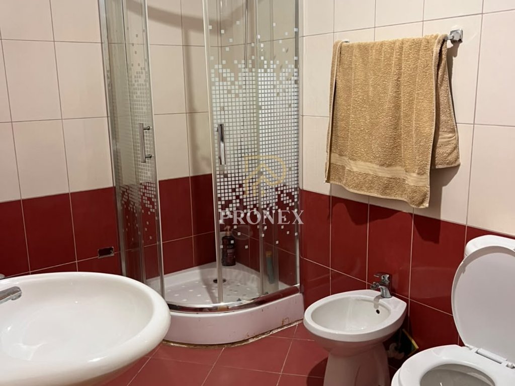 Apartament me qera 2+1 ne Astir