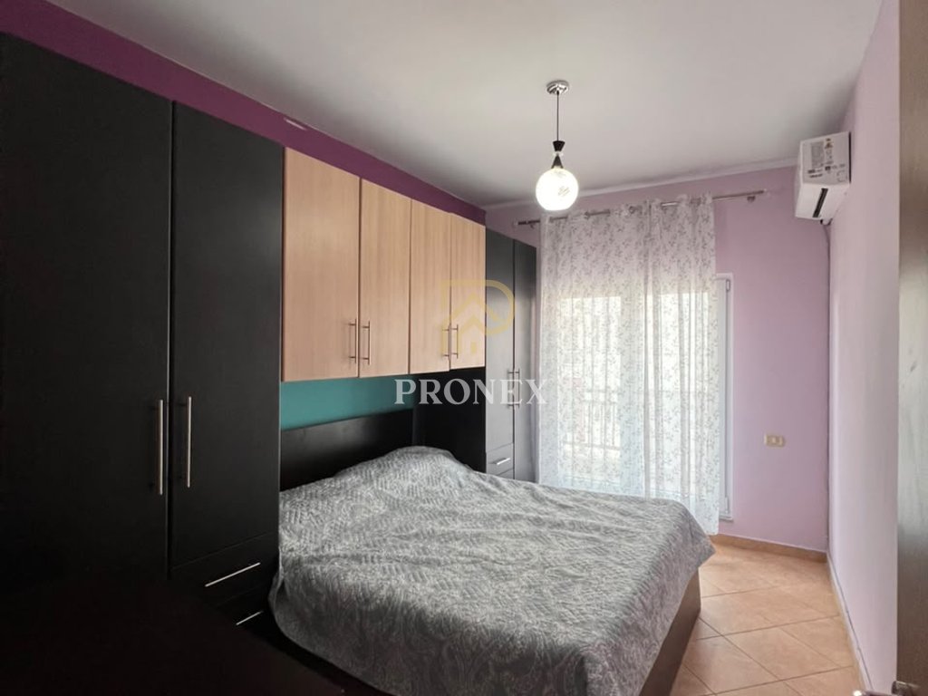 Apartament me qera 2+1 ne Astir