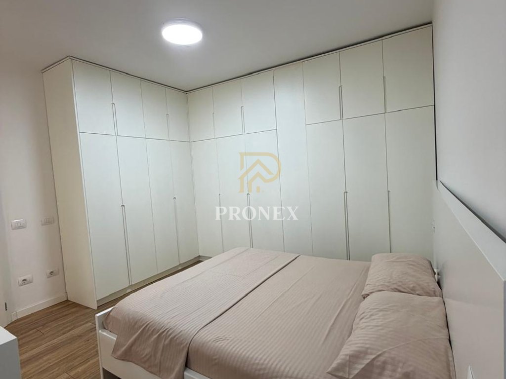 Apartament me qera 2+1 ne Astir