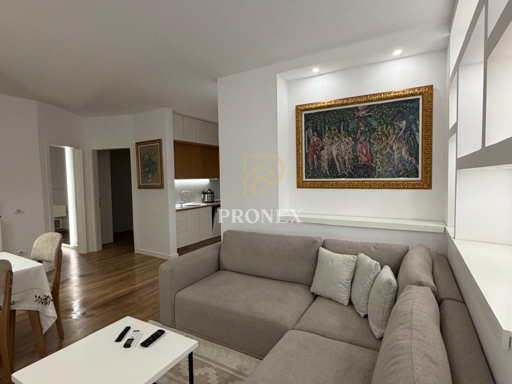 Apartament me qera 2+1 ne Astir
