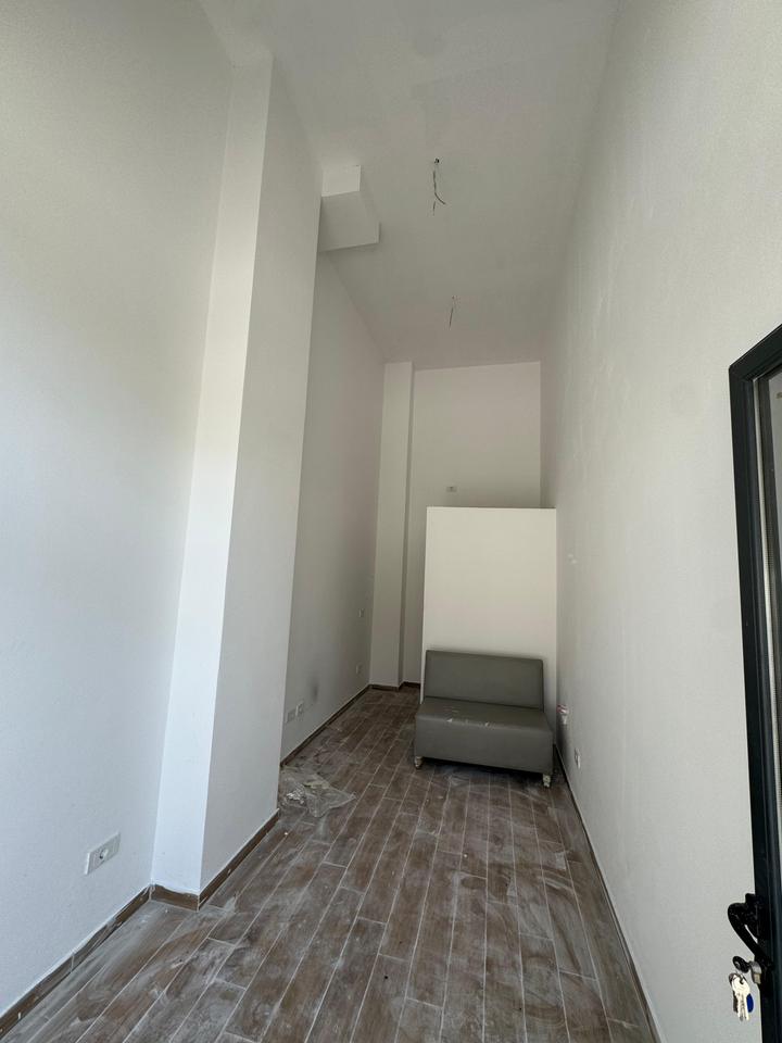 Locale commerciale in affitto, a Don Bosko!