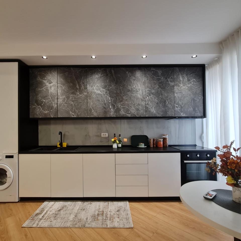 Monolocale in vendita in Via Rapo Hekali, Comune di Parigi!