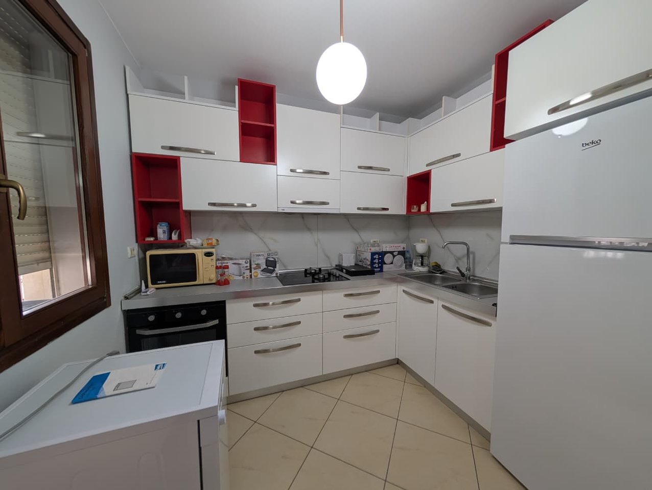 Jepet me qera apartament 2+1+🅿Rruga Selita e Vjeter,Kopshti Botanik