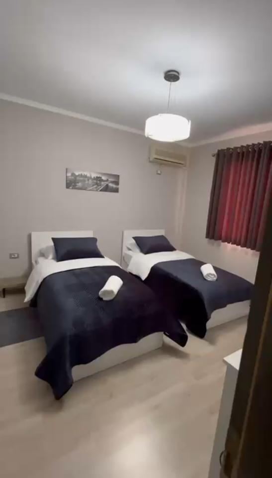 Jepet me qera apartament 2+1 ne Laprake!