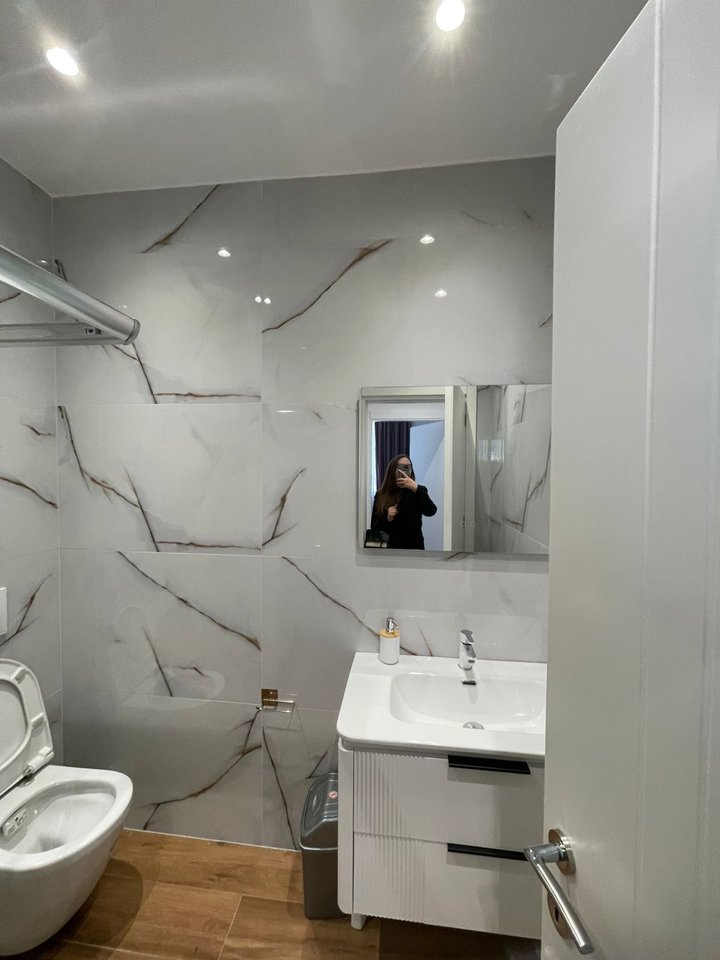 🏡Jepet apartament 2+1+2 me qera tek Shkolla 9-vjecare Hasan Vogli , Mine Peza!