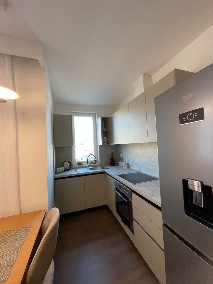 🏡Jepet apartament 2+1 me qera tek Shkolla 9-vjecare Hasan Vogli , Mine Peza!
