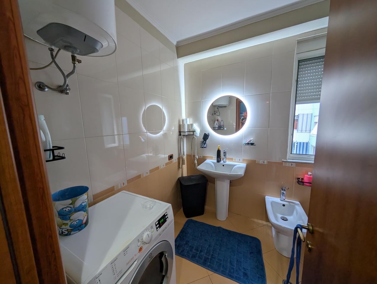 Jepet me qera apartament 2+1 Tek Ish Ekspozita