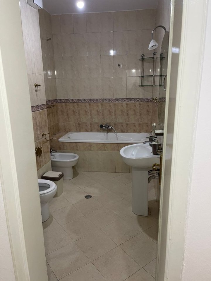 2+1 apartment for rent in Komuna Parisit