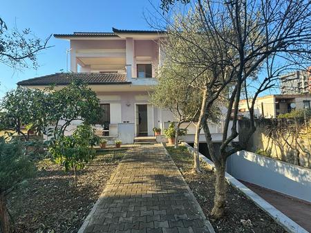 🏡Jepet me qera Vile private te Casa Italia