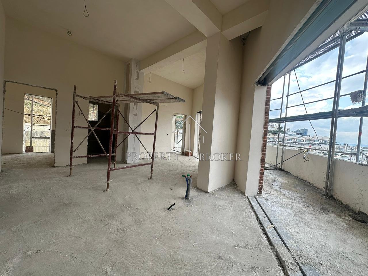 Shitet apartament 2+1+Verande,Rruga e Dashurise,Kodra e Diellit!