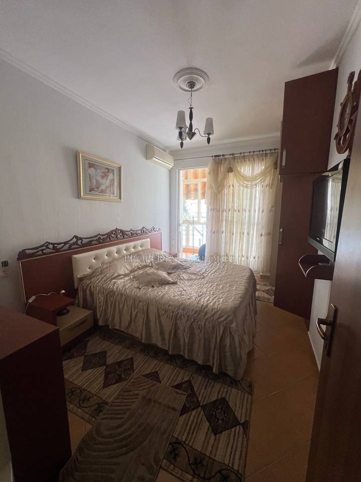 Jepet me qera apartament 2+1  tek Rruga Eshref Frasheri,Don Bosko!