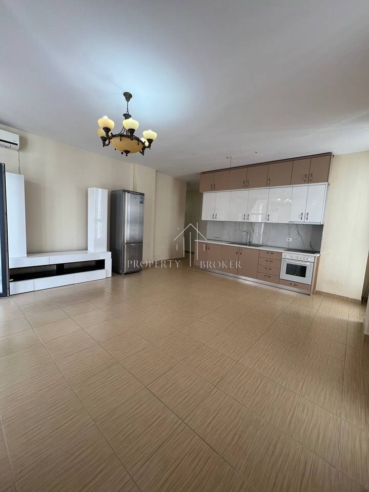 Jepet me qera apartament 2+1+2tek Kompleksi Avid-Usluga,Rruga Jordan Misja!