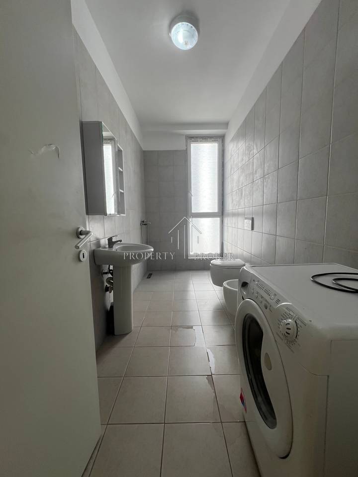 Jepet me qera apartament 2+1+2tek Kompleksi Avid-Usluga,Rruga Jordan Misja!