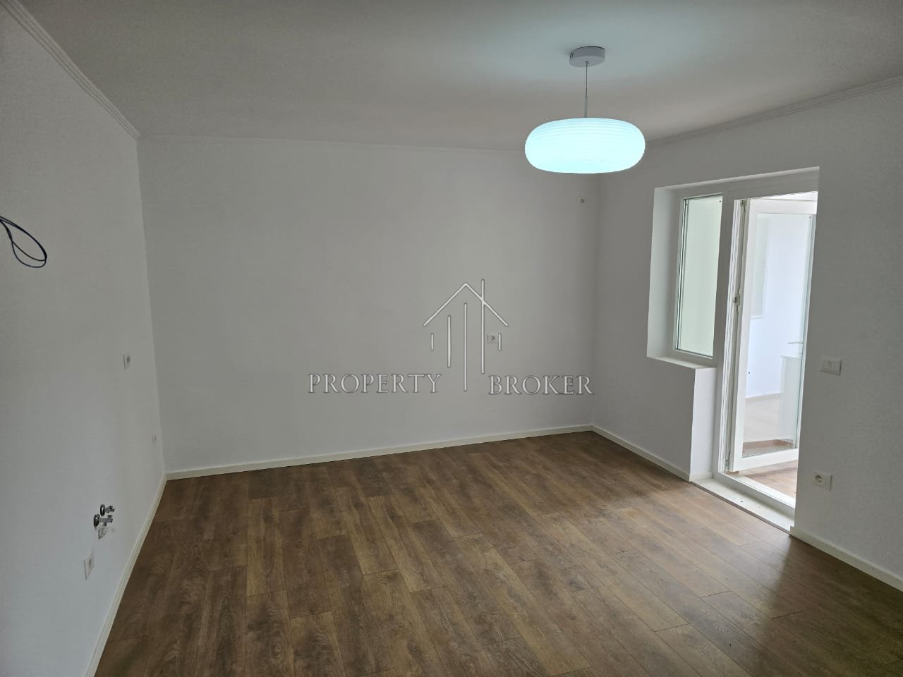 Shitet apartamenti 1+1 tek Ish Tregu Elektrik, 115.000€
