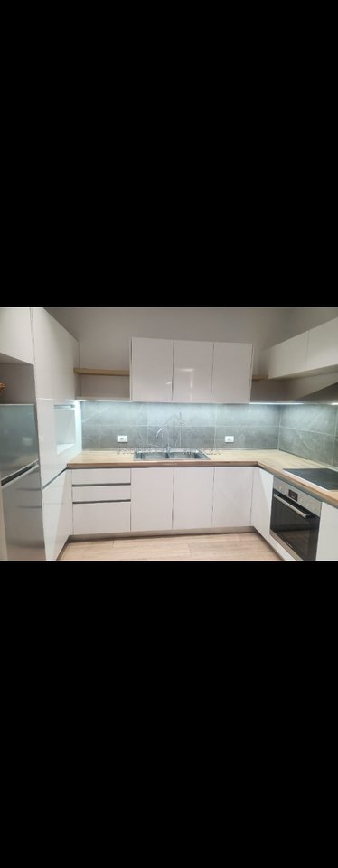 Jepet me qera apartament 1+1 Myslym Shyri!