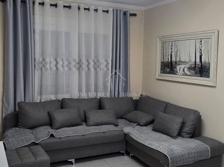 Jepet me qera apartament 2+1 Astir!