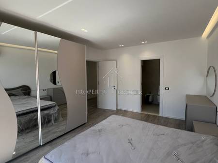 Shitet apartament 2+1+2 Tek Kompleksi Ndregjoni,Rruga Jordan Misja!
