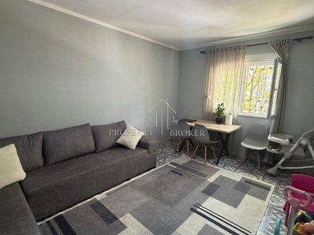 Shitet apartament 1+1+ambjent gatimi ne Laprake!
