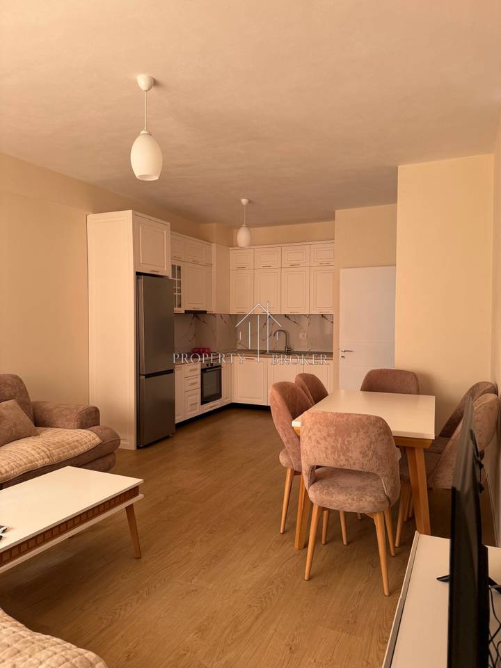 Jepet me qera apartament 1+1 tek Urban Gata, Astir!