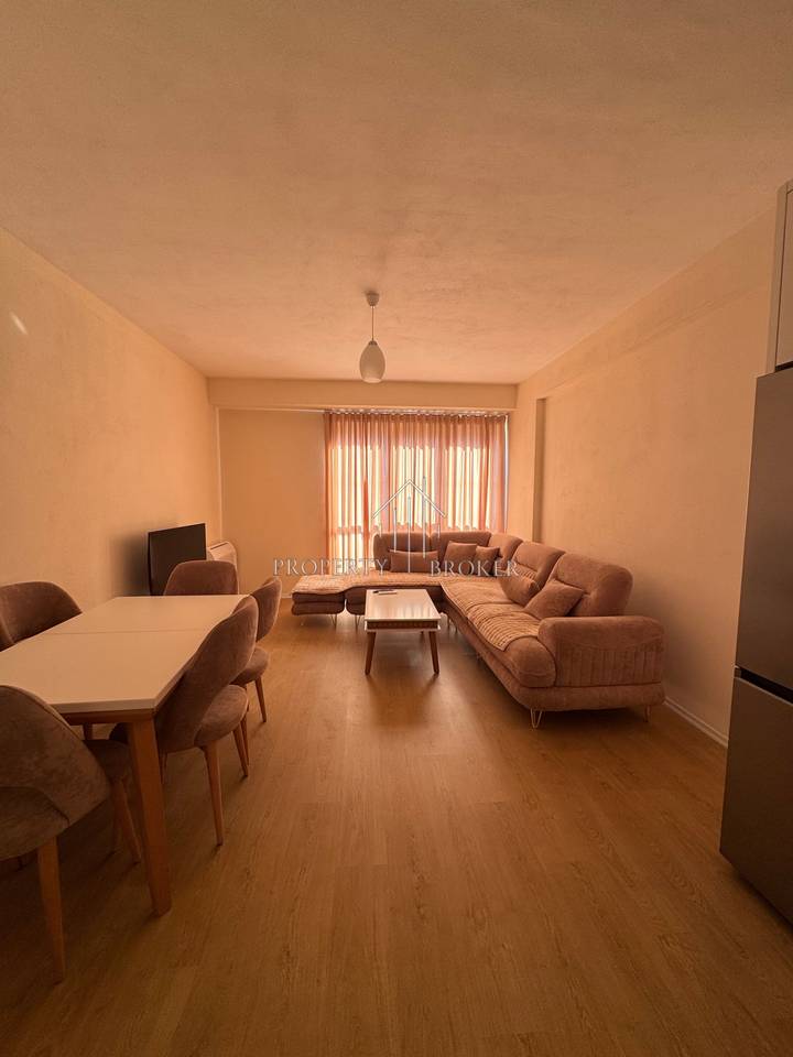 Jepet me qera apartament 1+1 tek Urban Gata, Astir!