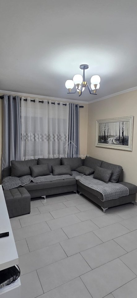 Jepet me qera apartament 2+1 Astir!