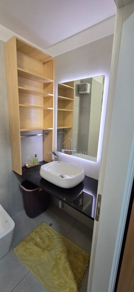 Jepet me qera apartament 2+1 Astir!