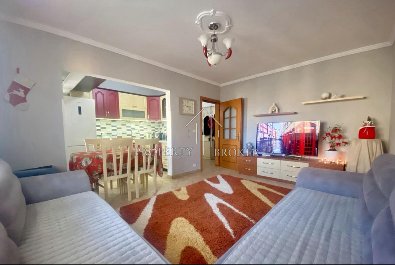 Vendesi in vendita 1+1 Via Njazi Meka, Allias!