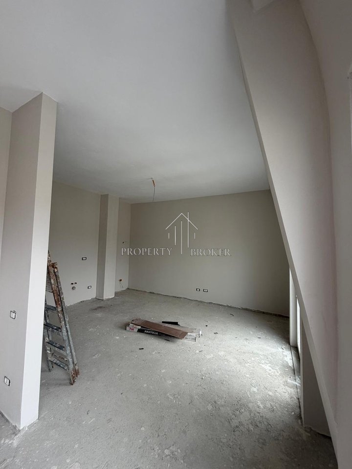 Monolocale in vendita a "Porta Tirana e Re", Sauk!