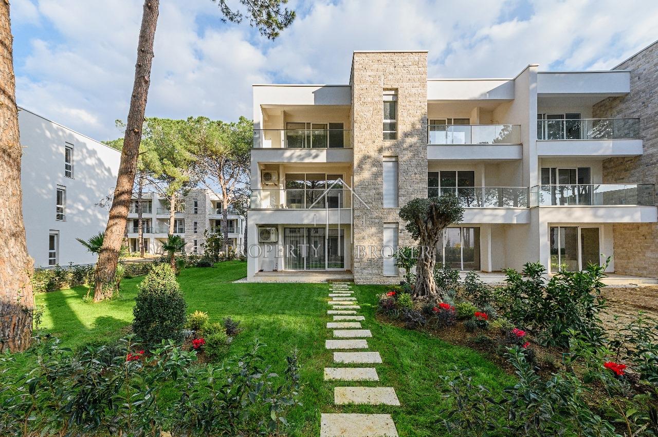 Vendesi appartamento 1+1 a Gjiri i Lalezit, San Pietro Resort!