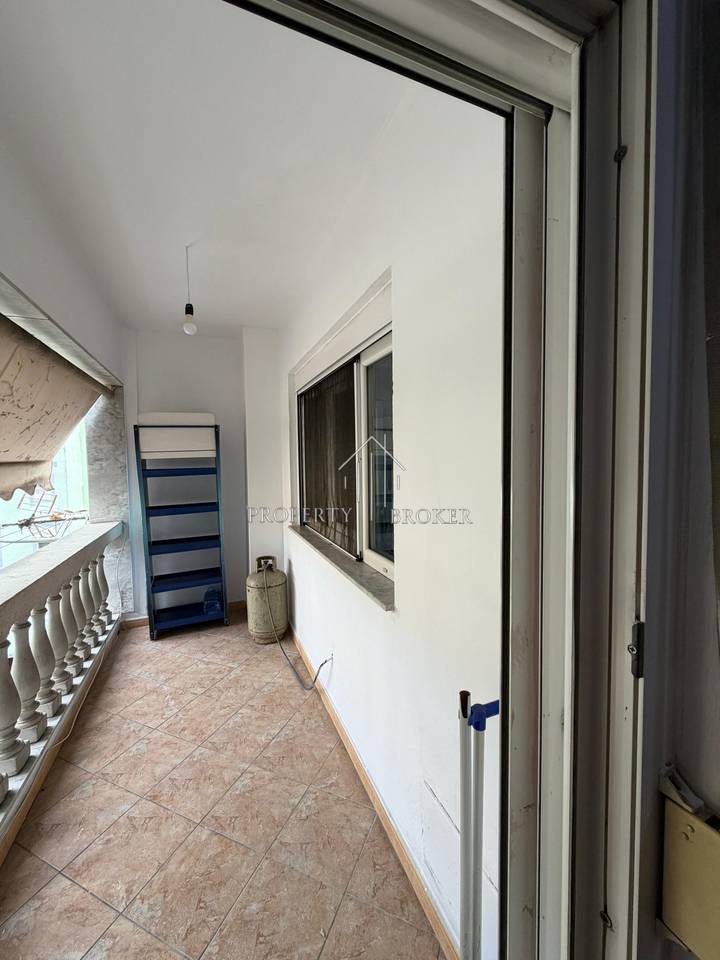 Shitet apartamenti 2+1  tek Malazjani, Kamez !