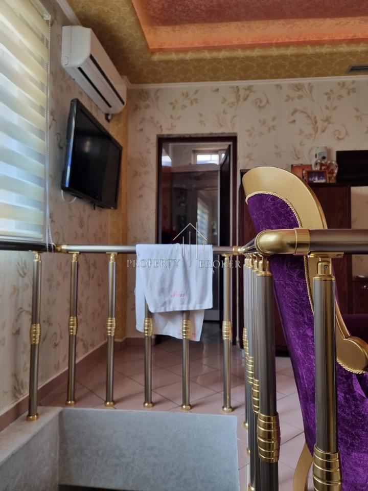 Business Premises for Rent on Mine Peza Street!