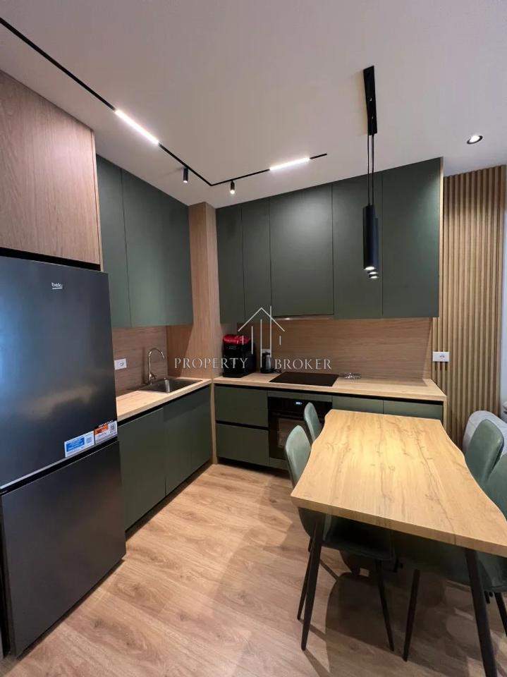 Jepet me qera apartamenti 1+1 ne Ali Dem