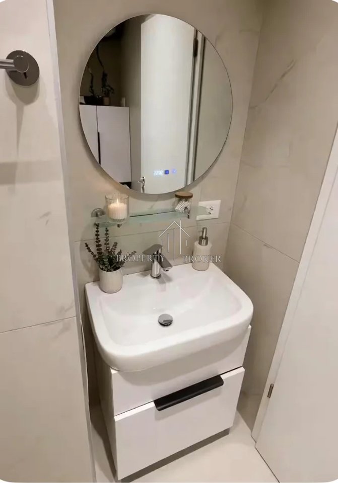 Jepet me qera apartamenti 1+1 ne Ali Dem