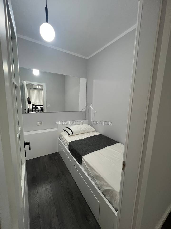 Jepet me qera apartament 2+1+🅿️Kompleksi Usluga,Rruga Petrela!