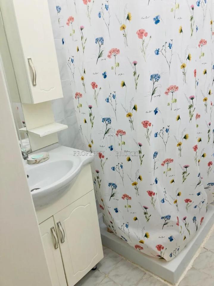 Apartament 1+1 per qera Vasil Shanto tek Bsnil Sykja!