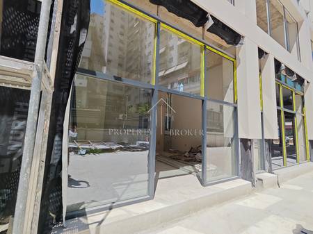 Jepet me qera ambjent  biznesi, + Post parkimi ,tek Zogu i Zi, Rezidenca S-Block!