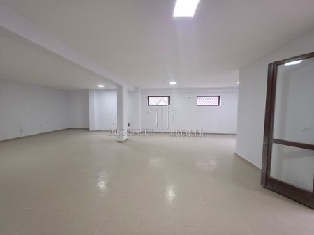 Jepet me qera ambjent biznesi open space, Kopshti Botanik!