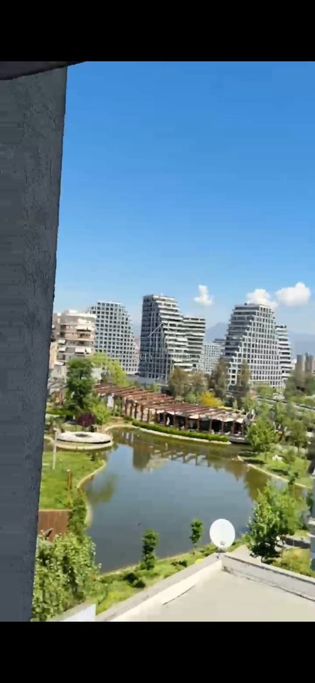 Shitet apartament 2+1+2 tek Kopshti Zologjik!