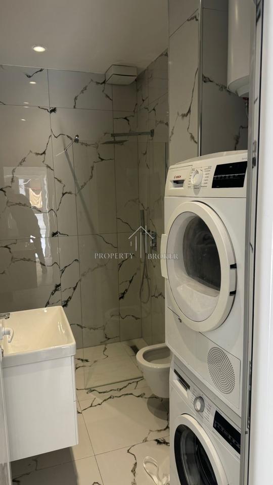 Affittasi 1+1 a 5 Maji!