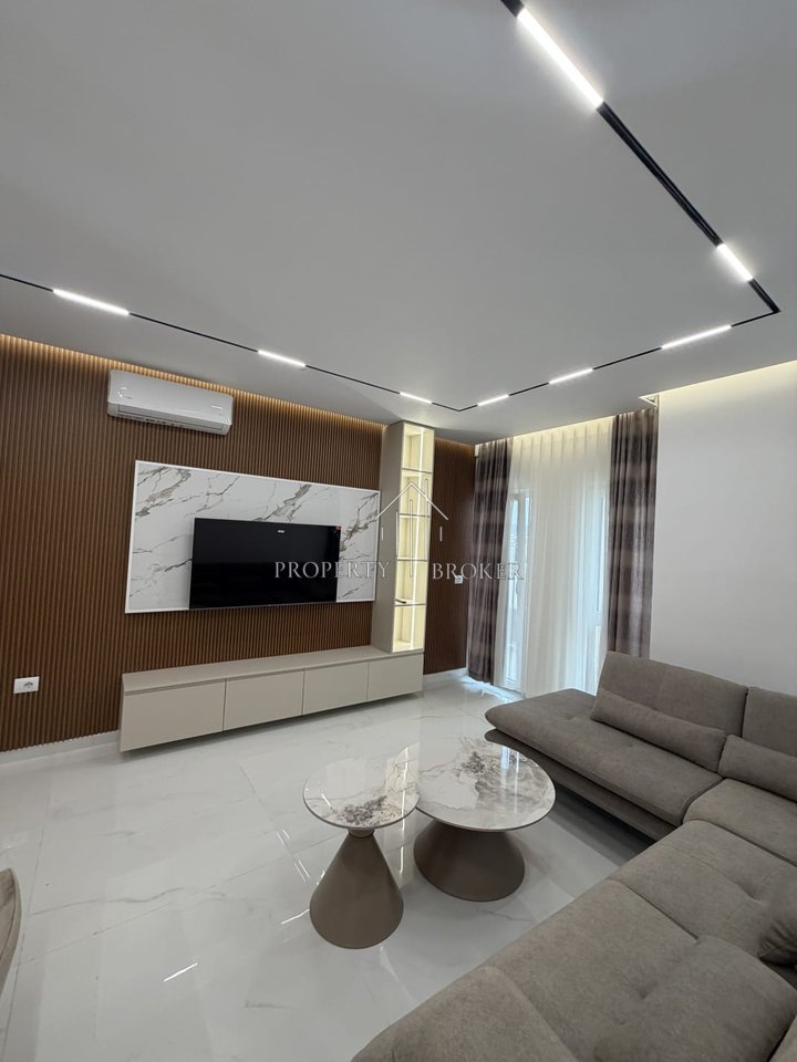 Jepet apartamenti me qera 1+1 tek Zogu i Zi, Rezidenca S-Block!