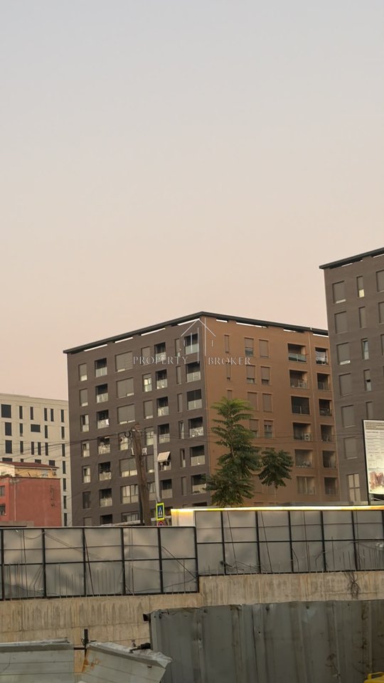 Shitet apartament 2+1+2 ne Kompeskin TDK, ne Xhamllik!