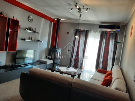 🏡 Appartamento 2+1+2 in affitto ad Astir, bar univers!