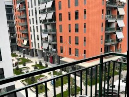 Business premises for rent at the Green City Complex
